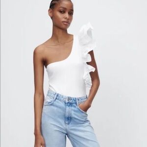 Zara White Ruffled Asymmetrical Bodysuit‎ NWT